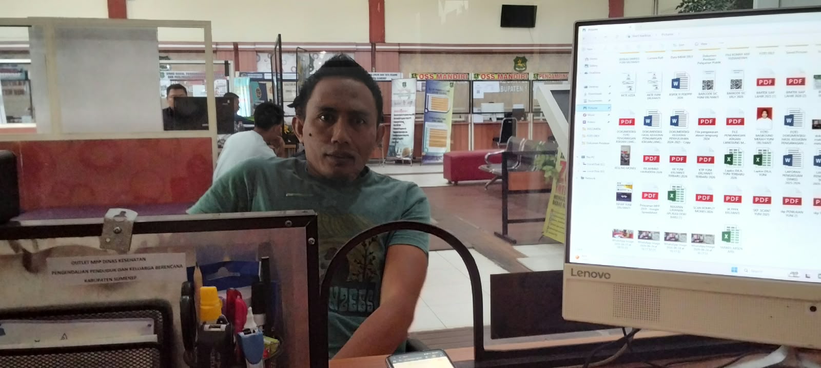 pemberian layanan konsultasi kepengurusan SIP Perawat yang sedang bermasalah double klaim tempat pada aplikasi satu sehat sdmk